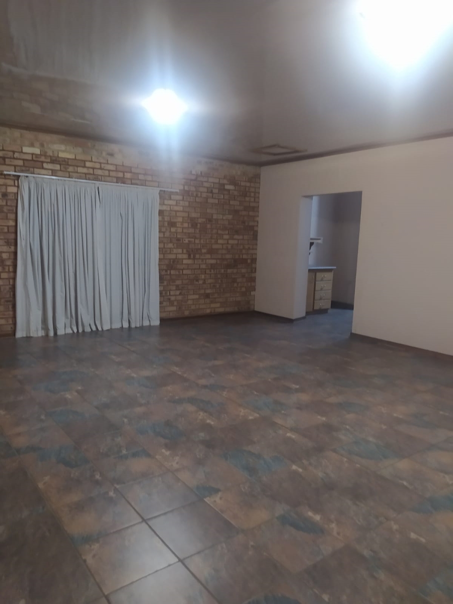 To Let 2 Bedroom Property for Rent in Kuruman Northern Cape